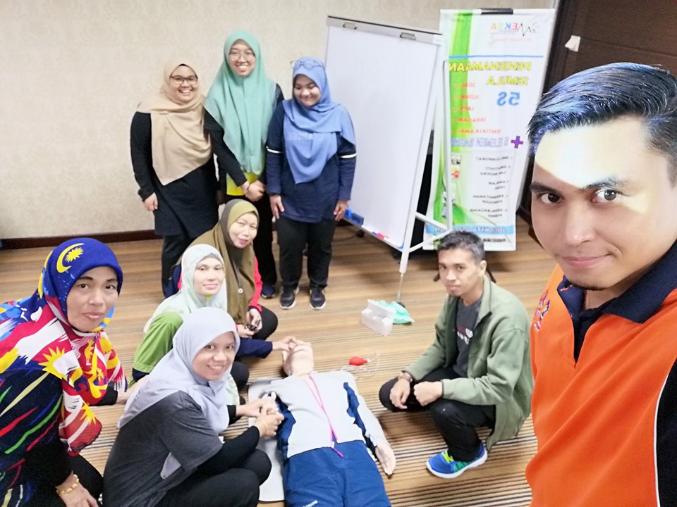 74214426_2632837906811494_2119832171806982144_n