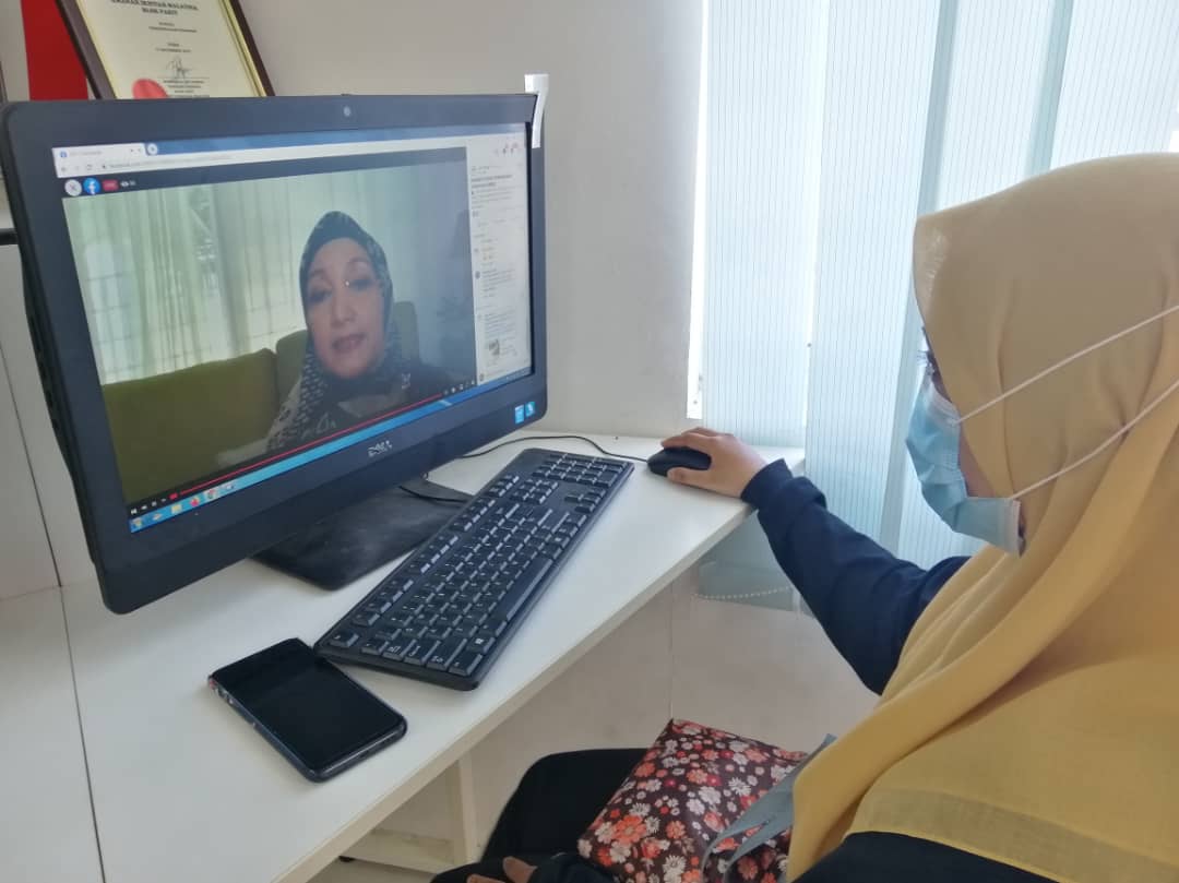 5b90f135-dacb-4e16-a3f7-3f6d53a3271e