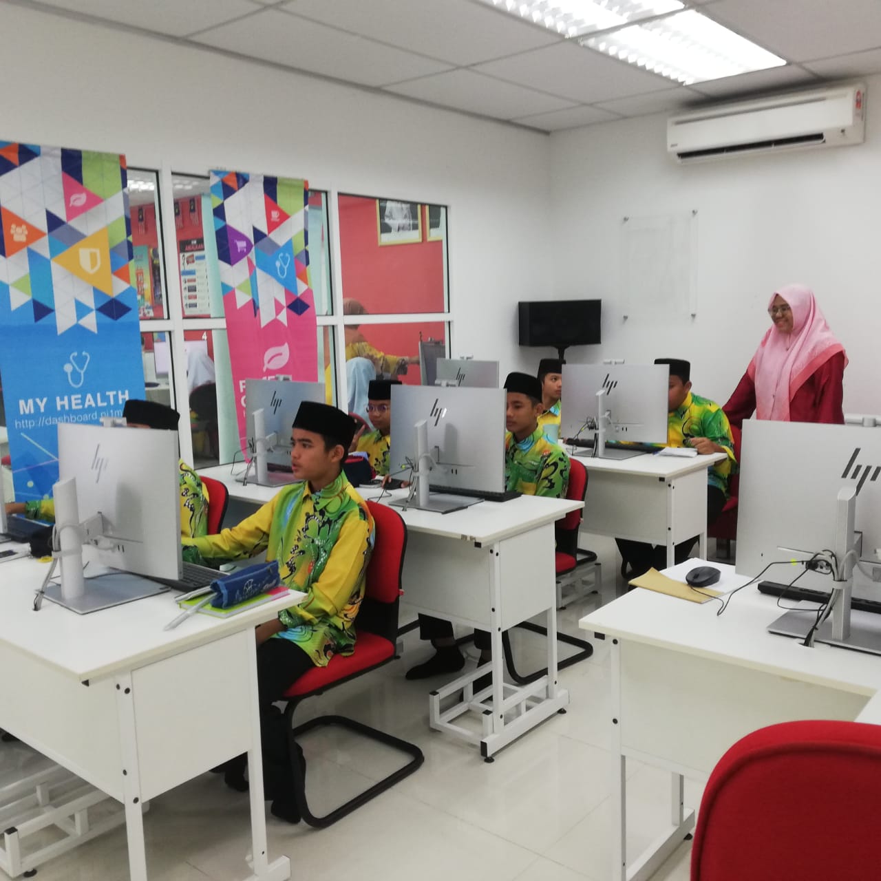 WhatsApp-Image-2022-12-01-at-10.50.48